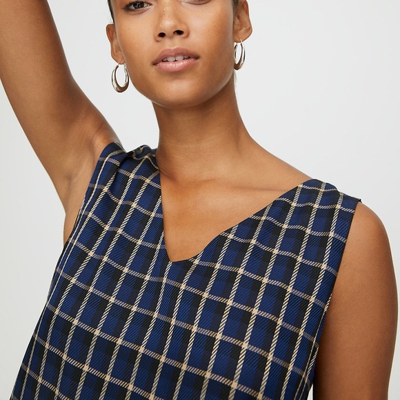 Aritzia Babaton Murphy blouse - Picture 2 of 7